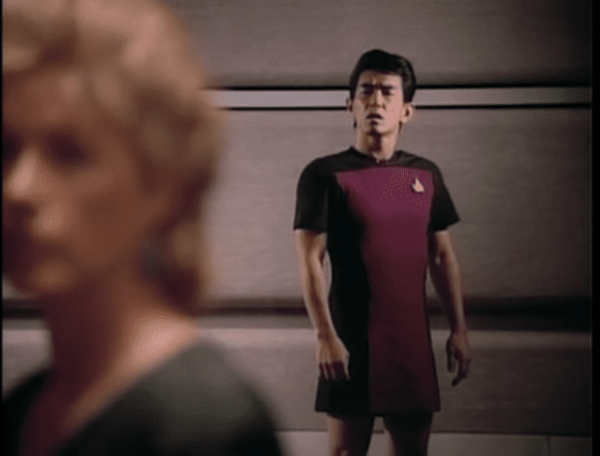 Star Trek TNG & men in skirts